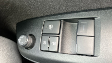 Toyota Yaris 1.5 Hybrid Icon 5dr CVT Hybrid Hatchback